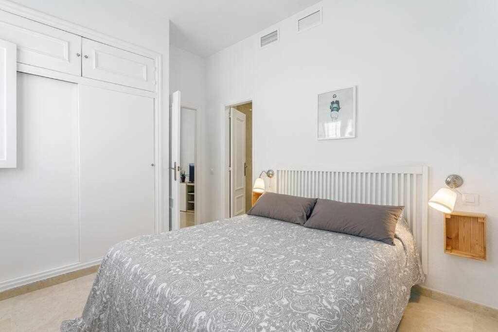 Aym Place Santa Cruz Parking incluido ALTO MAX 1,80M Sewilla Zewnętrze zdjęcie